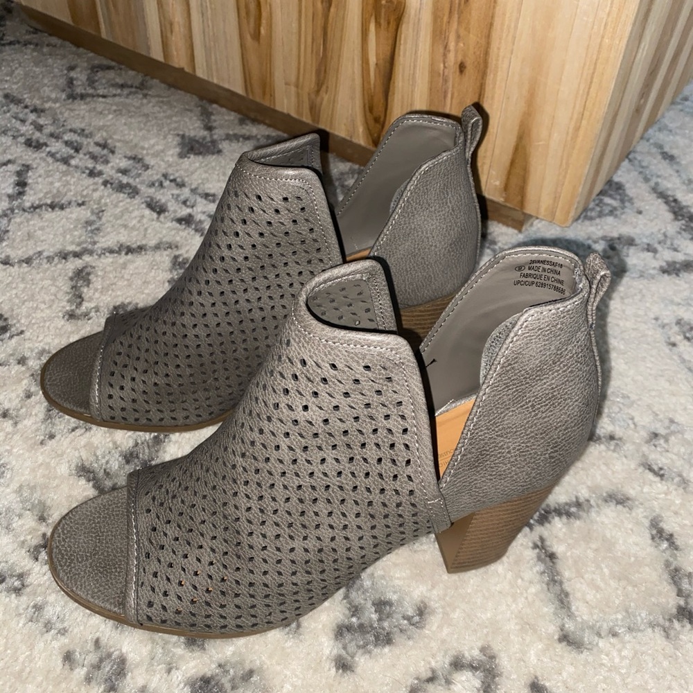 George Summer Shoes